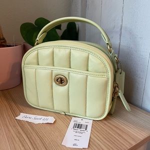 Coach lunchbox top handle PALE LIME